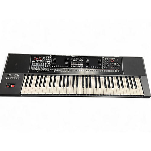 Used Roland E-A7 Arranger Keyboard