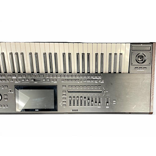 Used KORG pa5x 76 Keyboard Workstation
