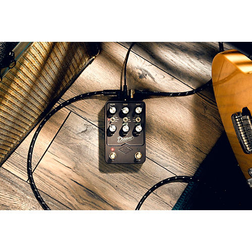 Universal Audio UAFX Dream '65 Reverb Amp Effects Pedal Black