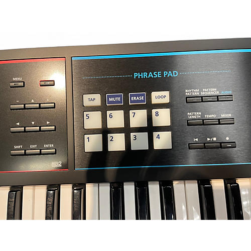 Used Roland JUNO DS 61 Keyboard Workstation