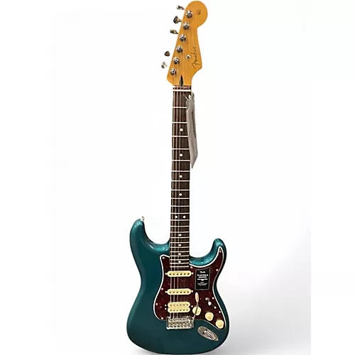 Used Fender Modern Player Stratocaster HSS Daphne Blue Solid Body Electric Guitar Daphne Blue