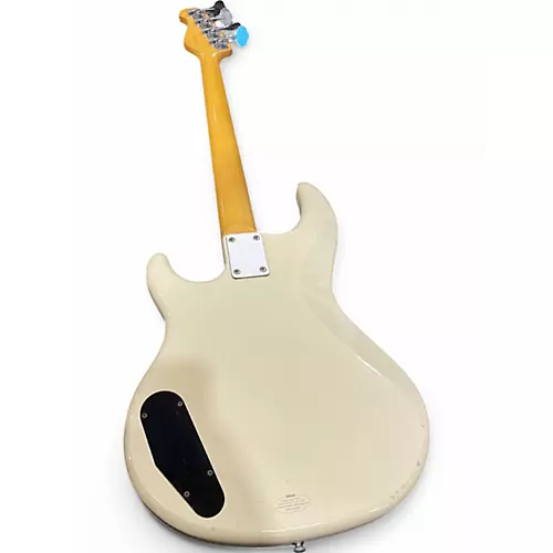 Used Yamaha bb200 Alpine White Electric Bass Guitar Alpine White