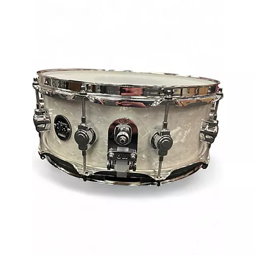 Used DW 5.5X14 Performance Series Snare Pearl White Drum Pearl White 10