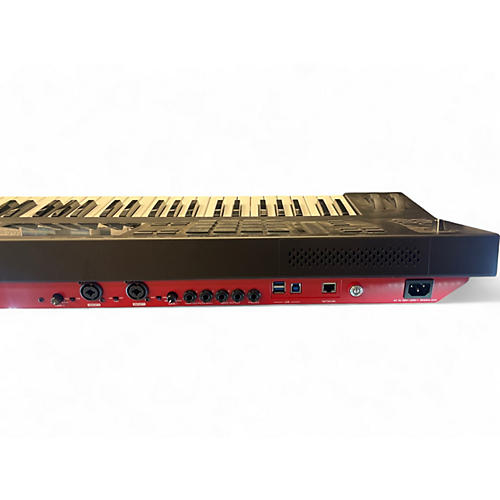 Used Akai Professional MPC Key 61 Keyboard Workstation
