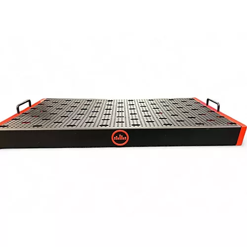 Used Temple Audio Design TRIO-28  Pedal Board