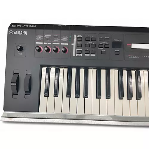 Used Yamaha MX49 49 Key Keyboard Workstation