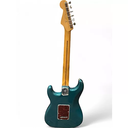 Used Fender Modern Player Stratocaster HSS Daphne Blue Solid Body Electric Guitar Daphne Blue