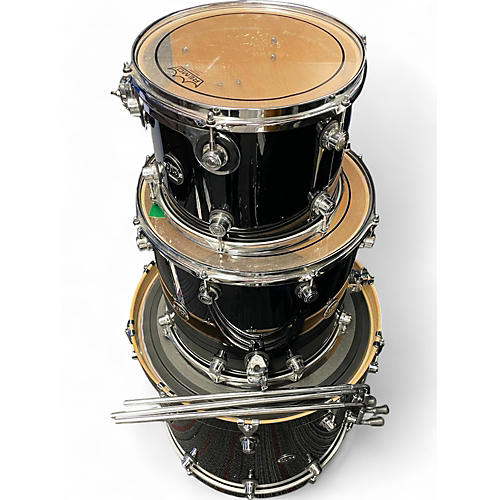 Used DW 3 piece Performance Series PIANO BLACK Drum Kit PIANO BLACK