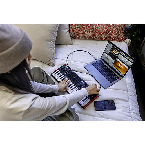 Akai Professional MPK mini plus 37-Key Keyboard Controller