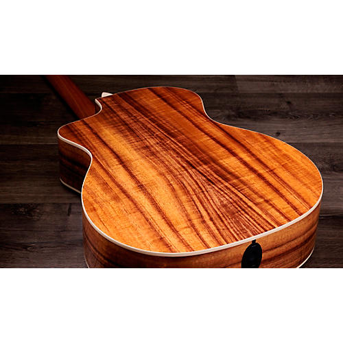 Taylor 214ce-K DLX Grand Auditorium Acoustic-Electric Guitar Natural