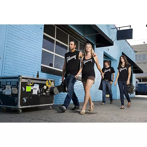 Gibson Logo T-Shirt Medium