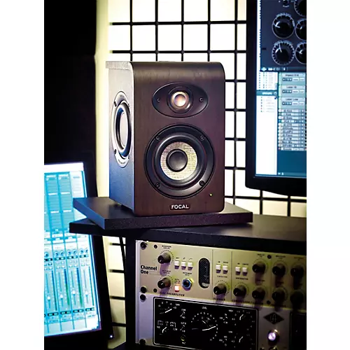 Focal Shape 40 4