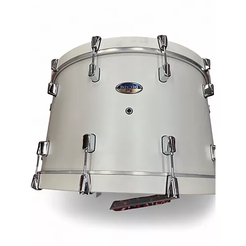 Used Pearl 6 Piece DECADE MAPLE Alpine White Drum Kit Alpine White