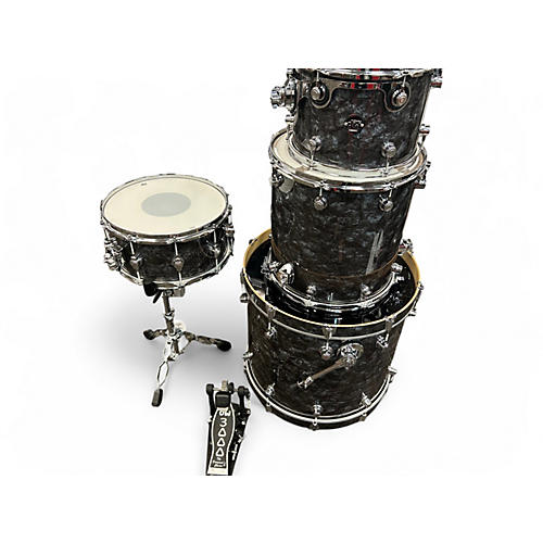 Used DW 4 Piece Performance Series BLACK DIAMOND Drum Kit BLACK DIAMOND
