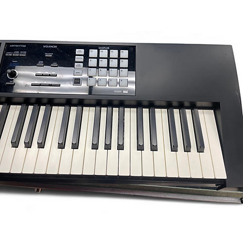 Used Roland FA 08 Keyboard Workstation