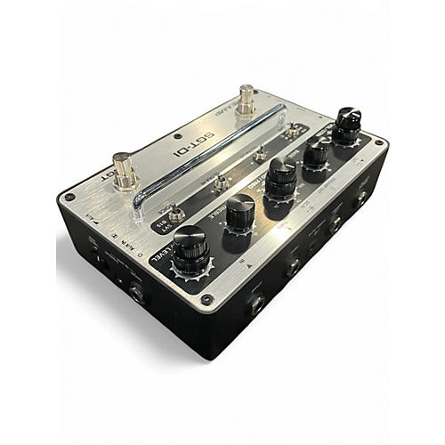 Used Ampeg SGT-DI Bass Effect Pedal