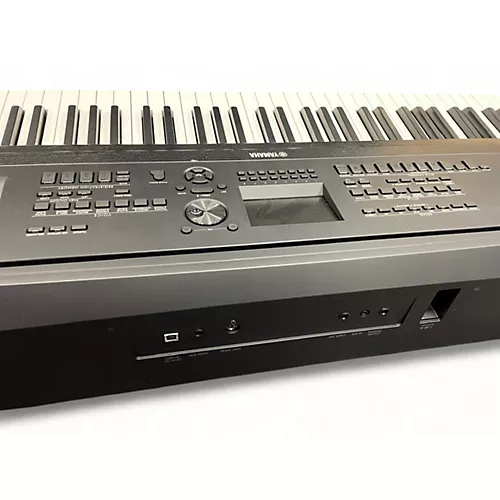Used Yamaha DGX670 Digital Piano
