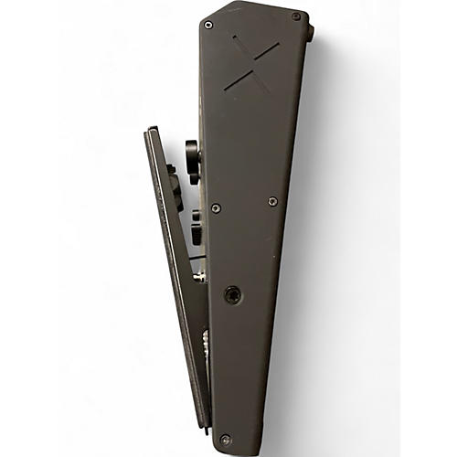 Used Line 6 Helix LT Effect Processor