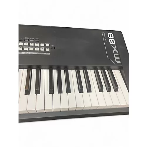Used Yamaha MX88 Synthesizer