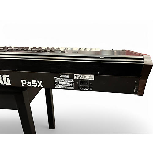 Used KORG pa5x 76 Keyboard Workstation