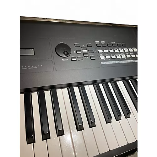 Used Yamaha MX88 Synthesizer