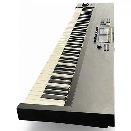 Used Novation KOMPLETE KONTROL S88 MK2