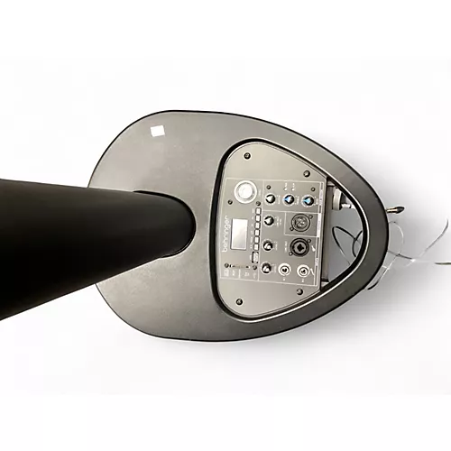 Used Behringer C200 Powered Speaker