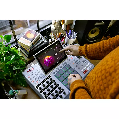 Akai Professional MPC X SE Standalone Sampler & Sequencer