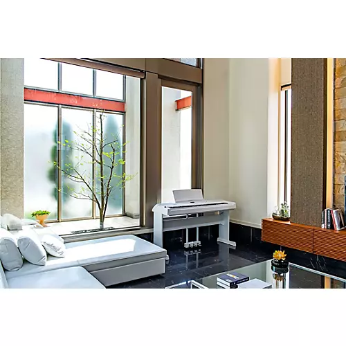 Yamaha DGX-670 Keyboard With Matching Stand and Pedal Black