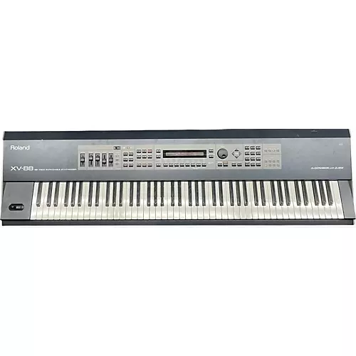 Used Roland XV 88 Synthesizer