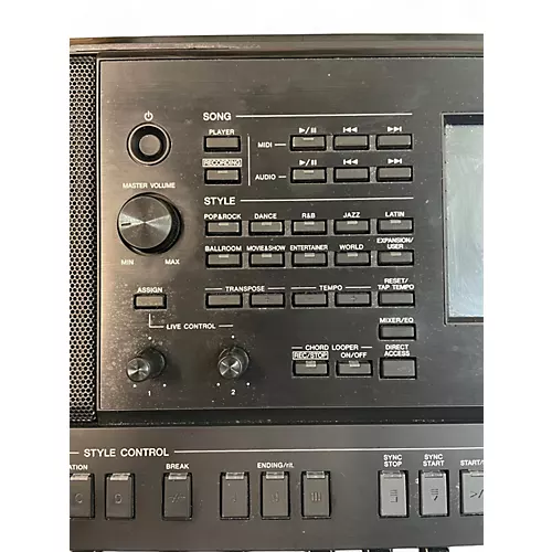 Used Yamaha PSR-SX900 61 Key Arranger Keyboard