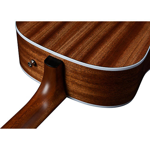 Seagull Maritime SWS Dreadnought Acoustic-Electric Guitar Natural