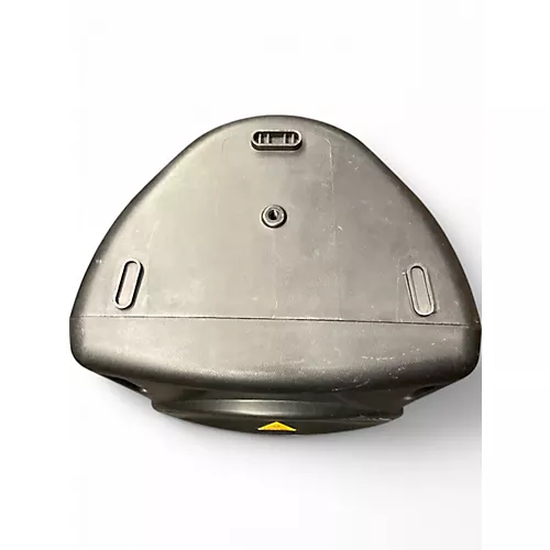 Used Behringer EUROLIVE B215D Powered Speaker