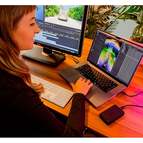 Glyph Atom Pro NVMe Thunderbolt 3 SSD 4 TB