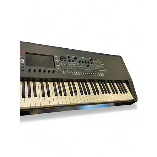 Used Roland fantom 8 Keyboard Workstation