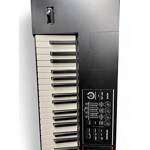 Used Roland rd88 Keyboard Workstation