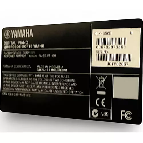 Used Yamaha DGX650 88 Key Portable Keyboard