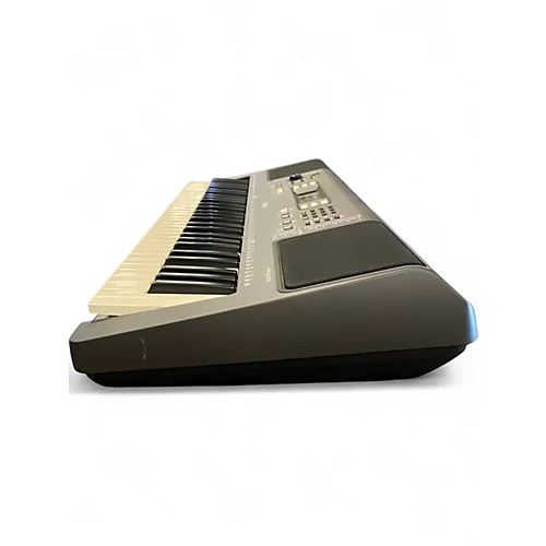 Used Yamaha PSR-E373