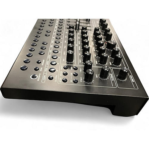 Used Roland SH-4d Synthesizer