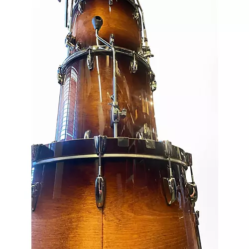 Used Pearl 5 Piece Session Studio Classic veneer finish  Drum Kit veneer finish