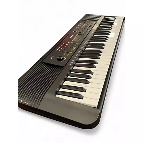 Used Yamaha PSRE283 Portable Keyboard