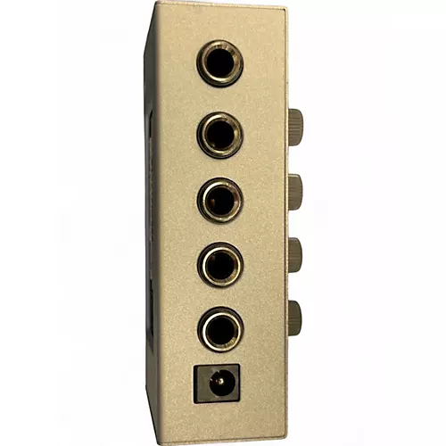 Used Behringer HA400 Headphone Amp