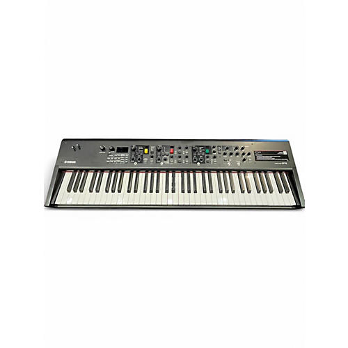 Used Yamaha CP73 Keyboard Workstation