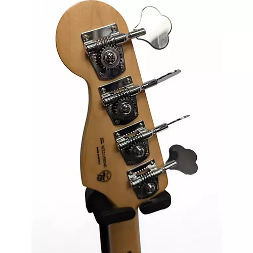 Used 2021 Fender Player Jazz Bass 3 Tone Sunburst Electric Bass Guitar 3 Tone Sunburst