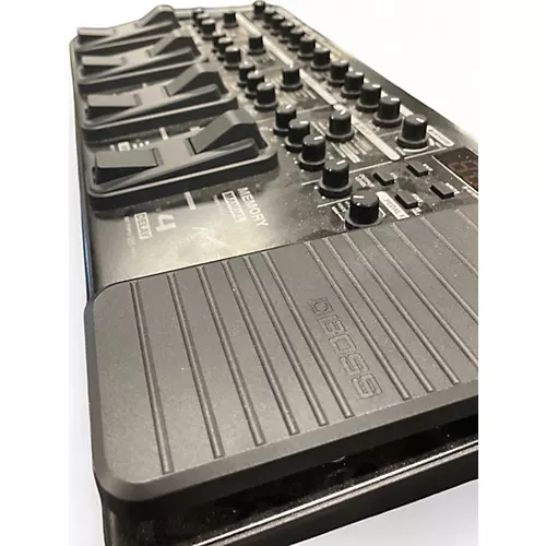 Used Boss me90 Pedal Board