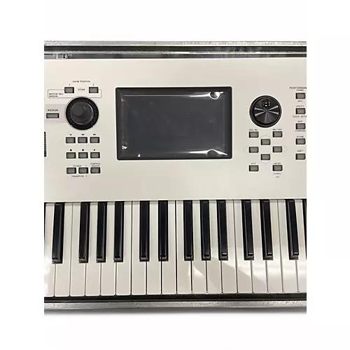 Used Yamaha Montage 61 Key Synthesizer