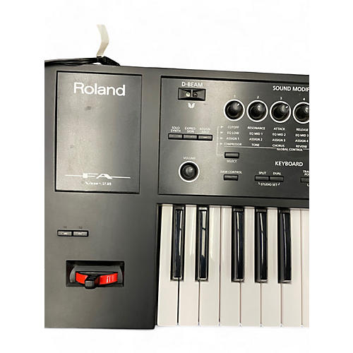 Used Roland Fantom 06 Keyboard Workstation