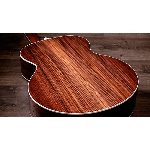 Taylor 815e Legacy Jumbo Acoustic-Electric Guitar Natural