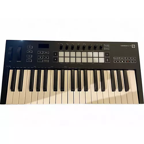 Used Novation LAUNCHKEY 37
