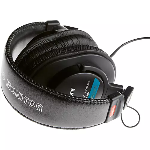 Sony MDR-7506 Professional Closed-Back Headphones
